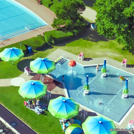 zum Freibad am Wartberg